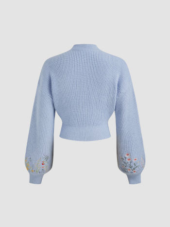 Stickad Polotröja Med Blomsterbroderi