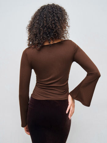 Rynkad Långärmad Topp Med Båthals