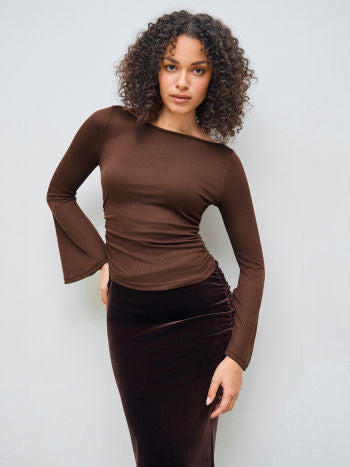 Rynkad Långärmad Topp Med Båthals