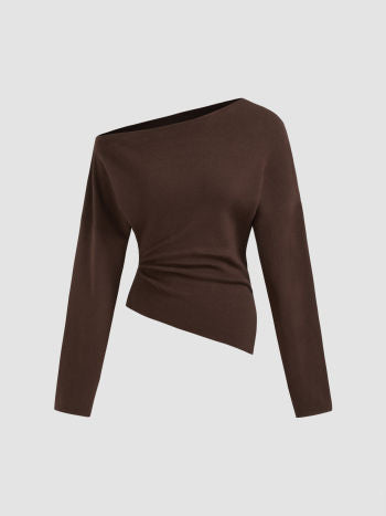 Stickad Långärmad Topp Med Asymmetrisk Hals Och Rynk