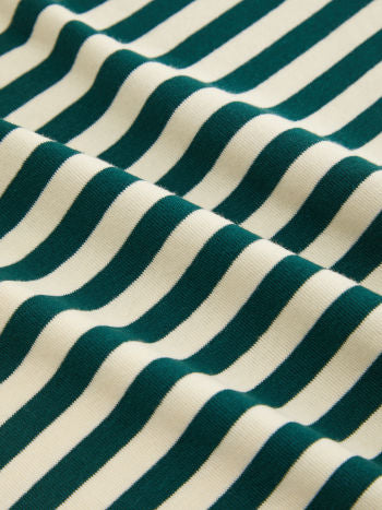 Randig Bomullstopp Med Markerad Midja