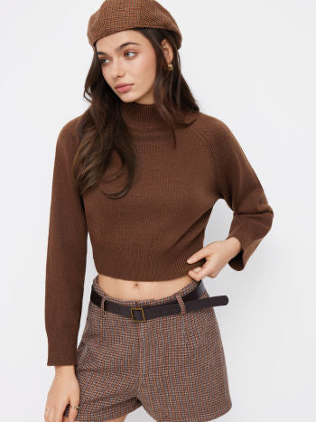 Stickad Ullblandad Polotröja Med Lång Ärmar I Kort Modell